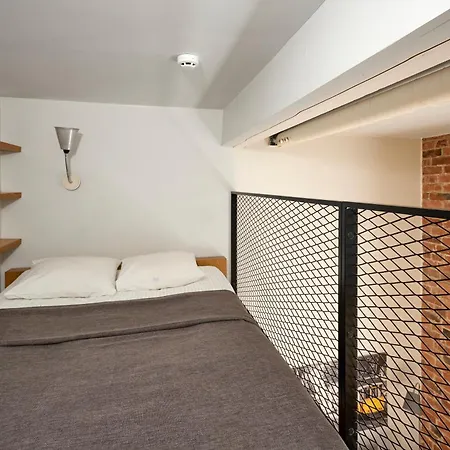 Cozy Loft Near Old Town Mere Pst 8-6 タリン