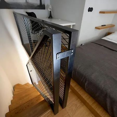 Cozy Loft Near Old Town Mere Pst 8-6 アパート *
