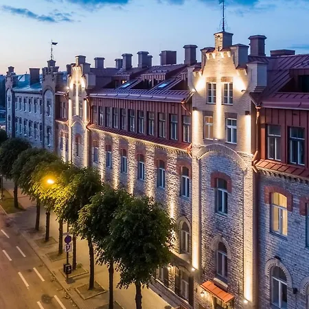 Cozy Loft Near Old Town Mere Pst 8-6 タリン